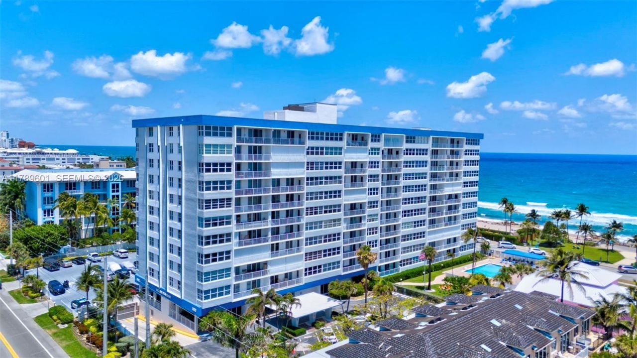 800 SE 20th Ave, Unit 303, Deerfield Beach, FL 33441 Photo