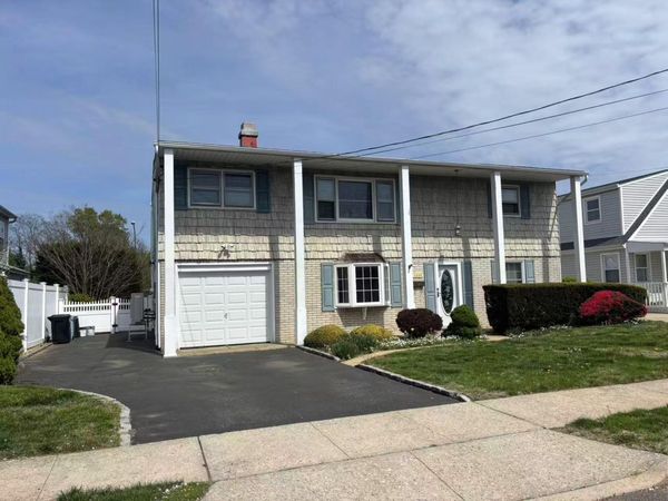 2333 Beech Street, Wantagh, NY 11793