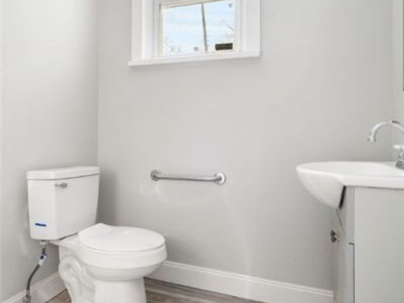 452 E Summit Street, Alliance, OH 44601 Photo 12