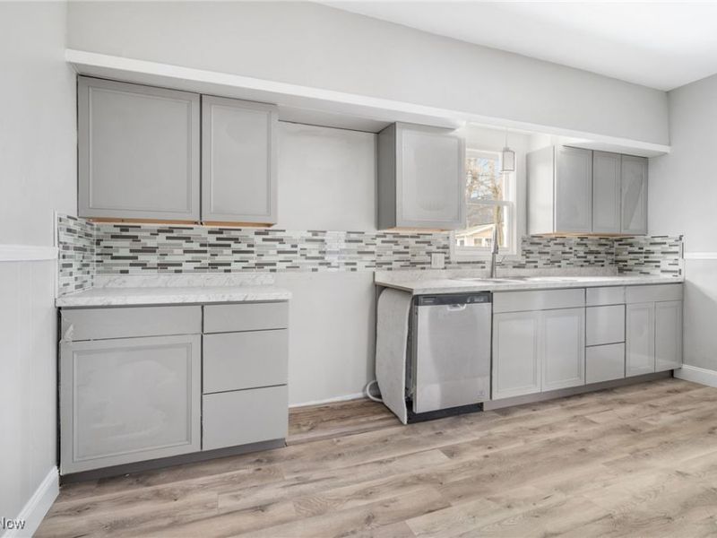 452 E Summit Street, Alliance, OH 44601 Photo 13