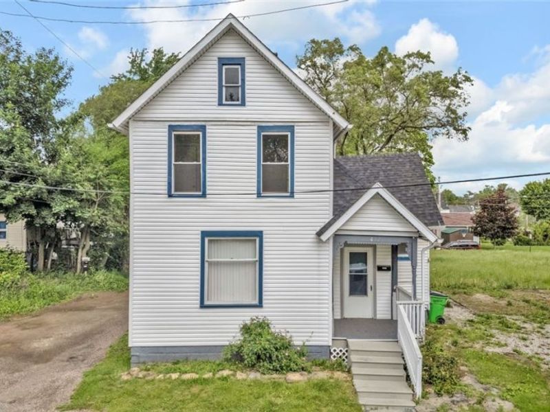 452 E Summit Street, Alliance, OH 44601 Photo 2