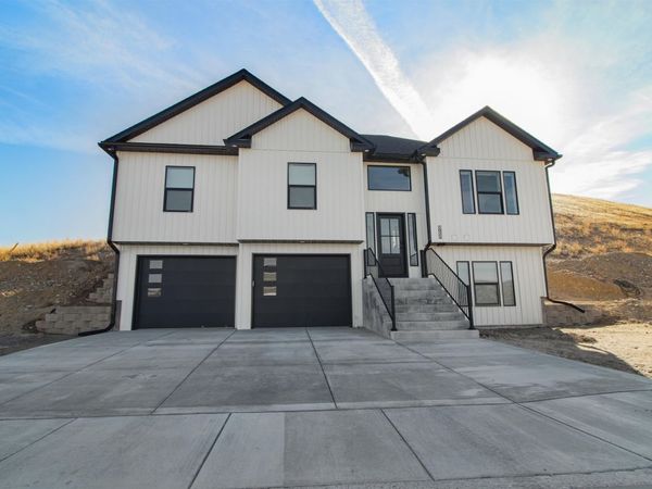 1921 E Lander, Pocatello, ID 83201