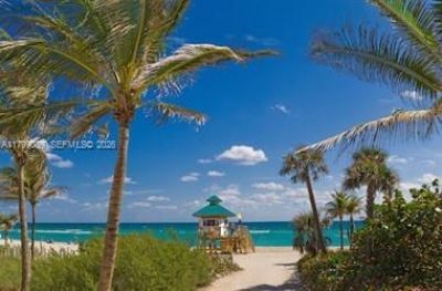 16204 NE 18th Ct, North Miami Beach, FL 33162 Photo