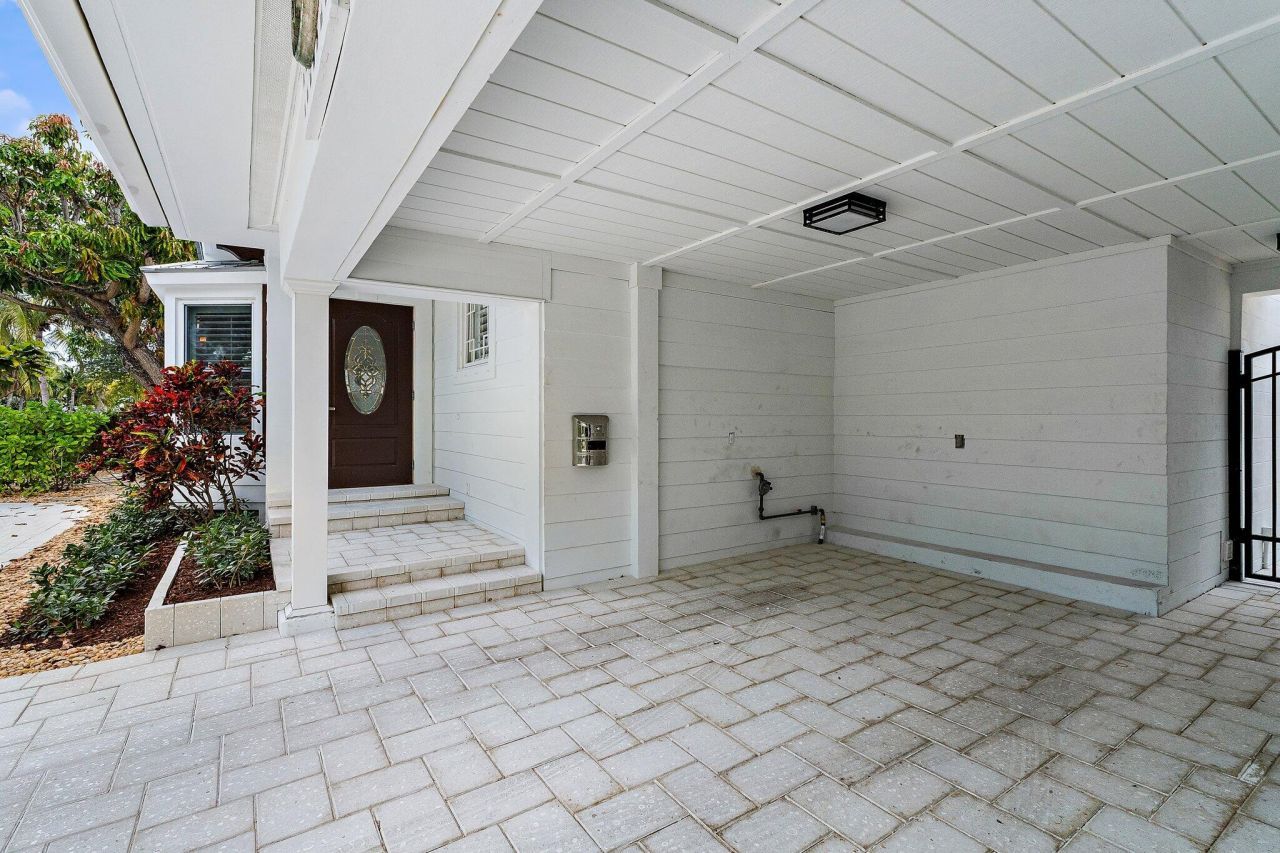 218 Avila Road, West Palm Beach, FL 33405 Photo