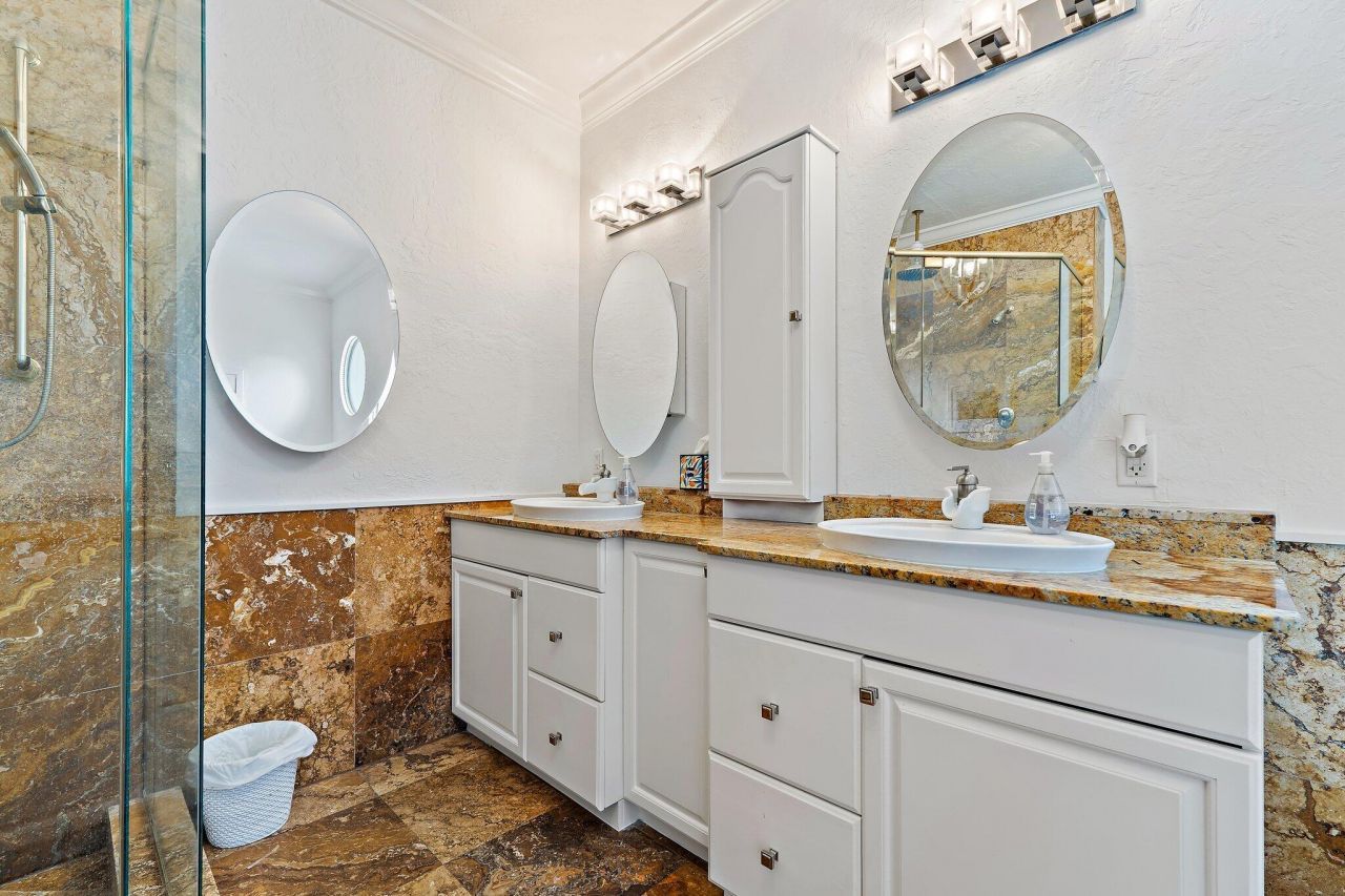 218 Avila Road, West Palm Beach, FL 33405 Photo