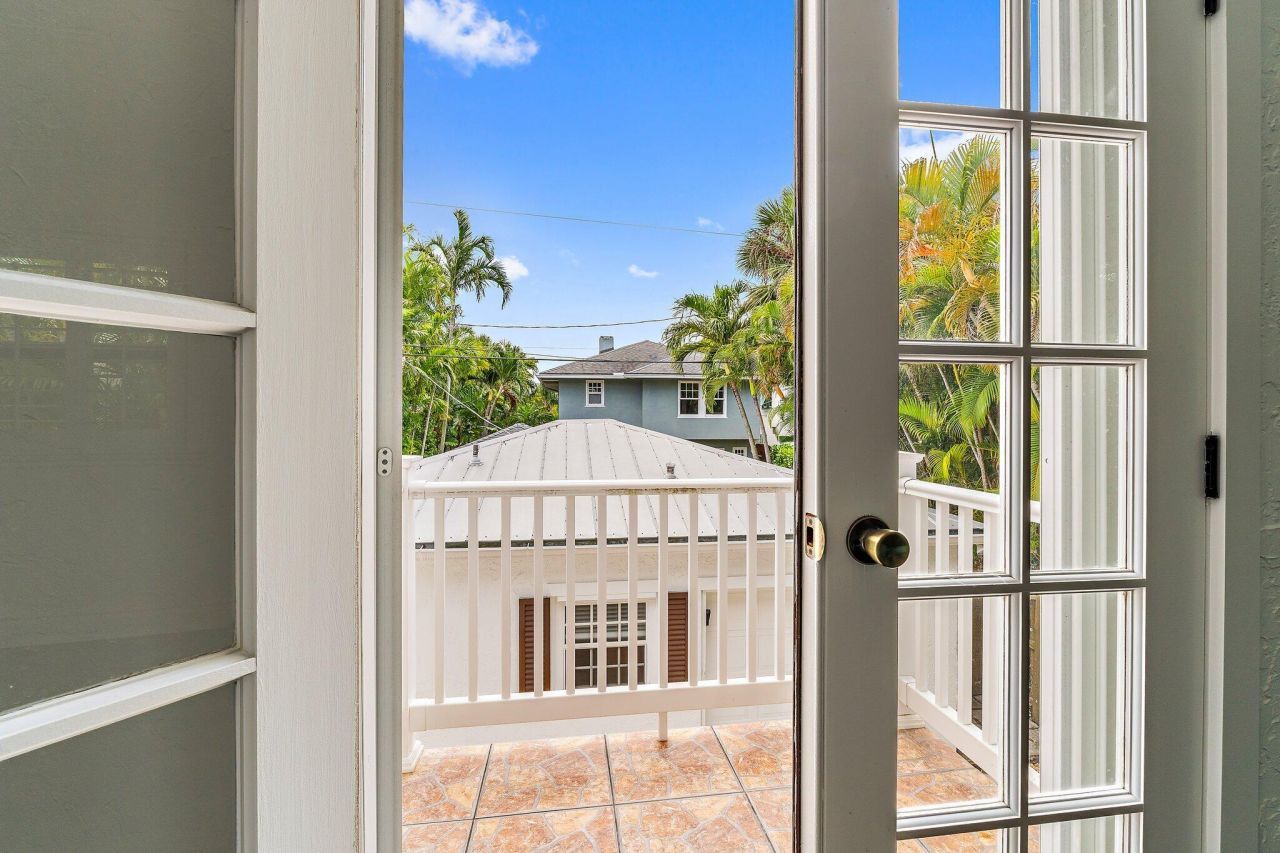 218 Avila Road, West Palm Beach, FL 33405 Photo