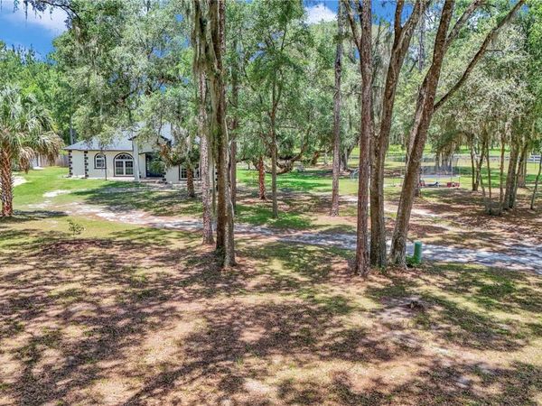 16758 NE 135TH AVENUE, FORT MC COY, FL 32134