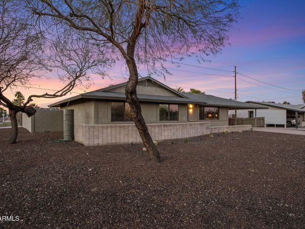 6802 E OAK Street, Scottsdale, AZ 85257