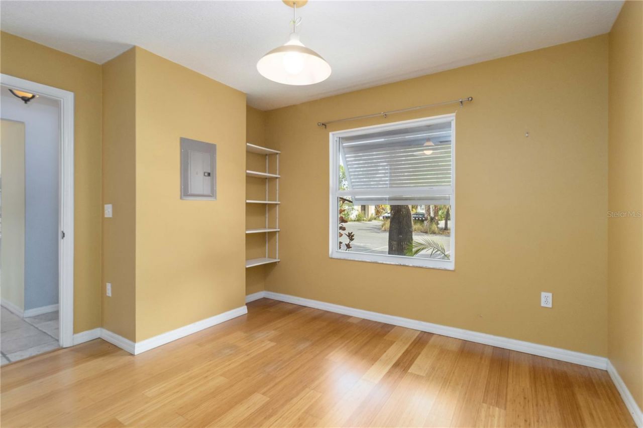 642 N Jefferson Avenue, Unit 13, Sarasota, FL 34237 Photo