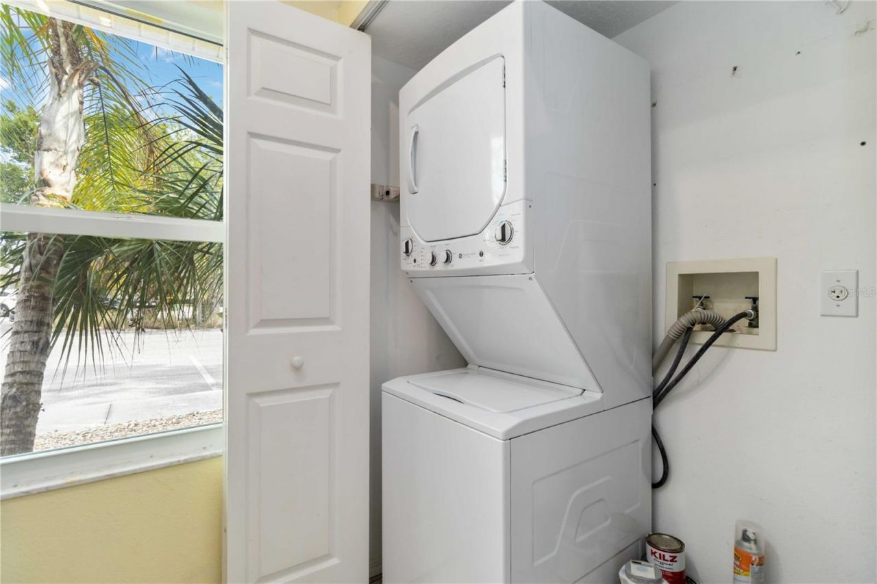 642 N Jefferson Avenue, Unit 13, Sarasota, FL 34237 Photo