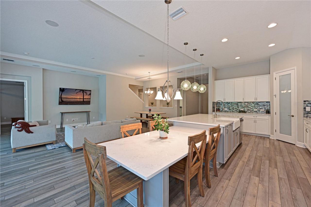 8916 Isabella Circle, Parrish, FL 34219 Photo