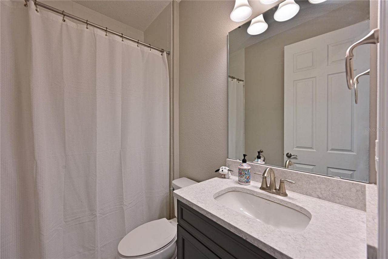 8916 Isabella Circle, Parrish, FL 34219 Photo