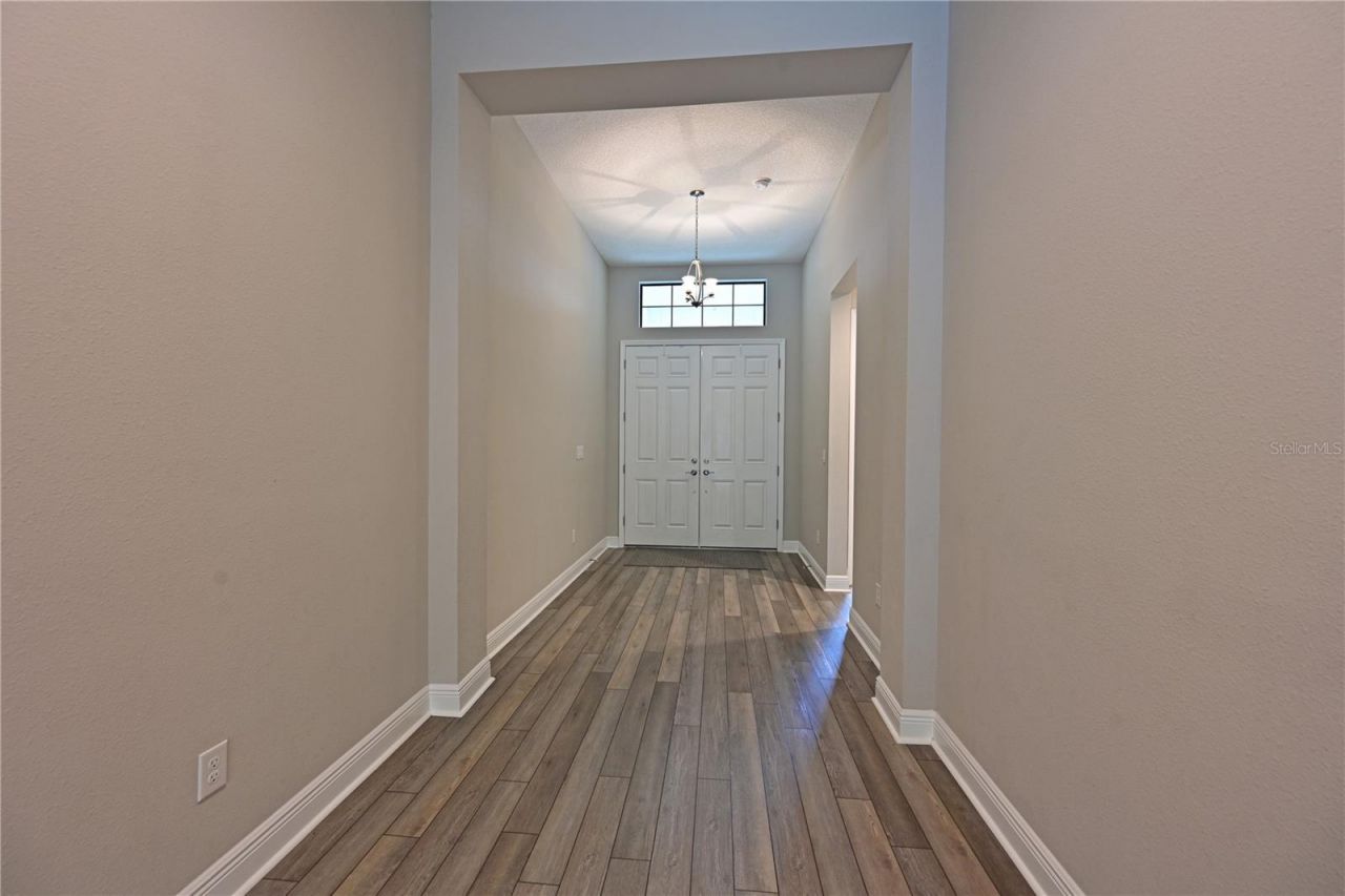 8916 Isabella Circle, Parrish, FL 34219 Photo