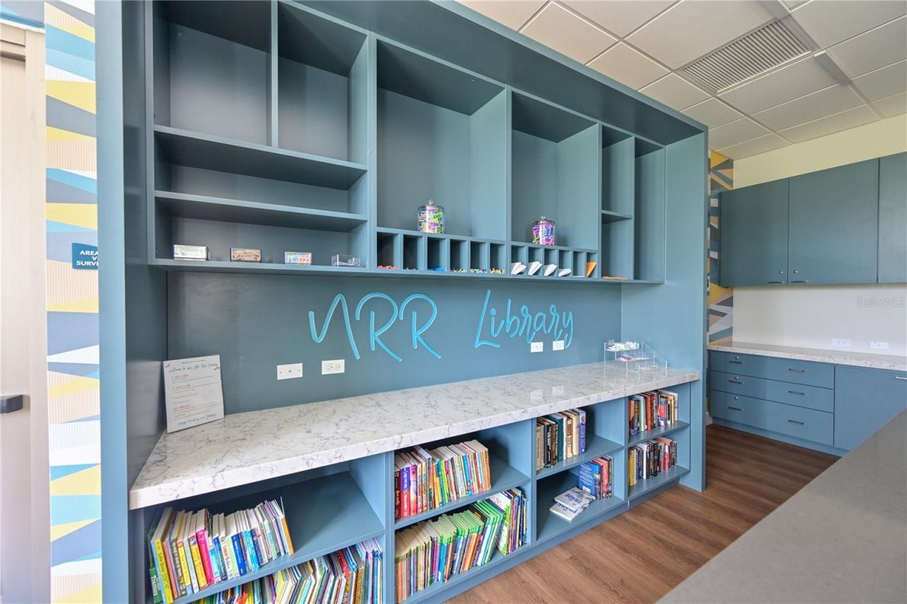 8916 Isabella Circle, Parrish, FL 34219 Photo