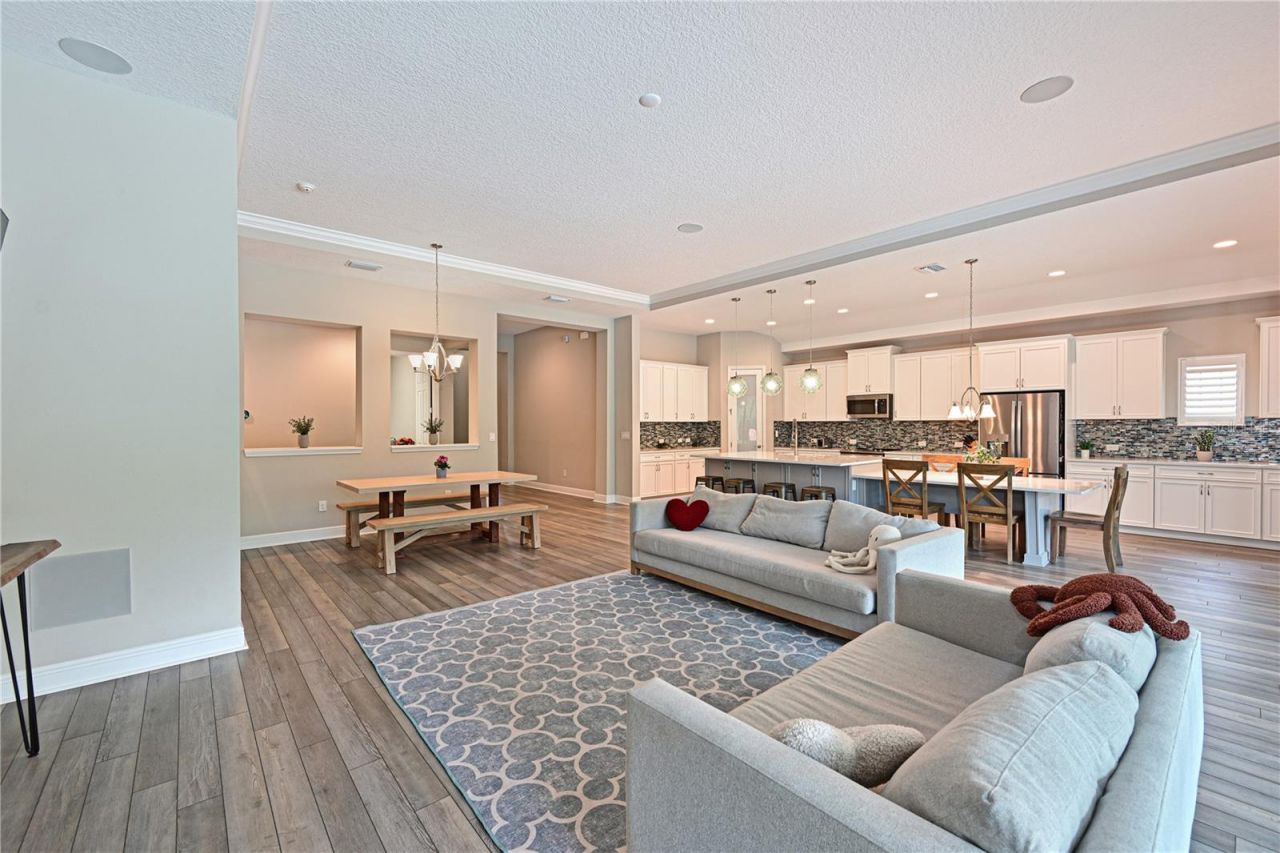 8916 Isabella Circle, Parrish, FL 34219 Photo