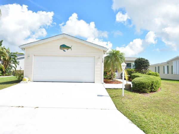 7809 Horned Lark Circle, Port St. Lucie, FL 34952