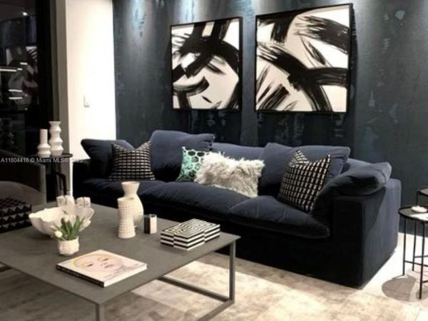 1000 Brickell Plz, Unit 3308, Miami, FL 33131