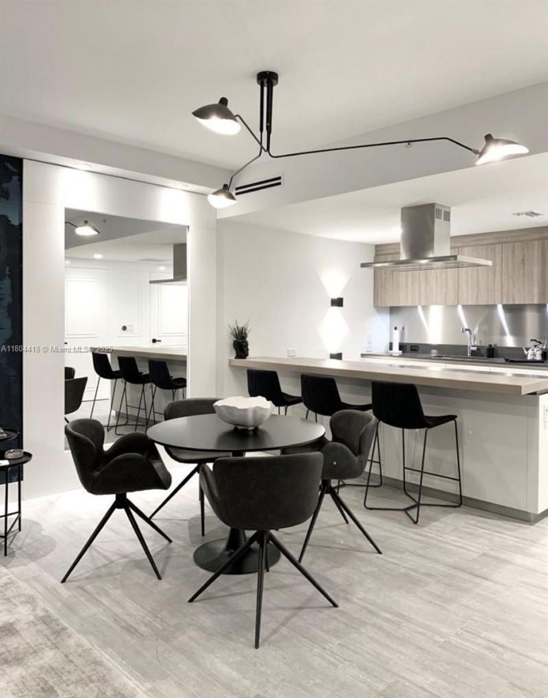 1000 Brickell Plz, Unit 3308, Miami, FL 33131 Photo