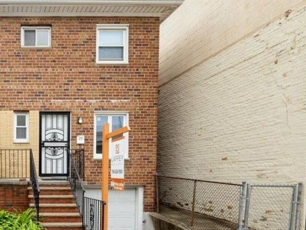 2533 Francis Lewis Boulevard, Whitestone, NY 11358