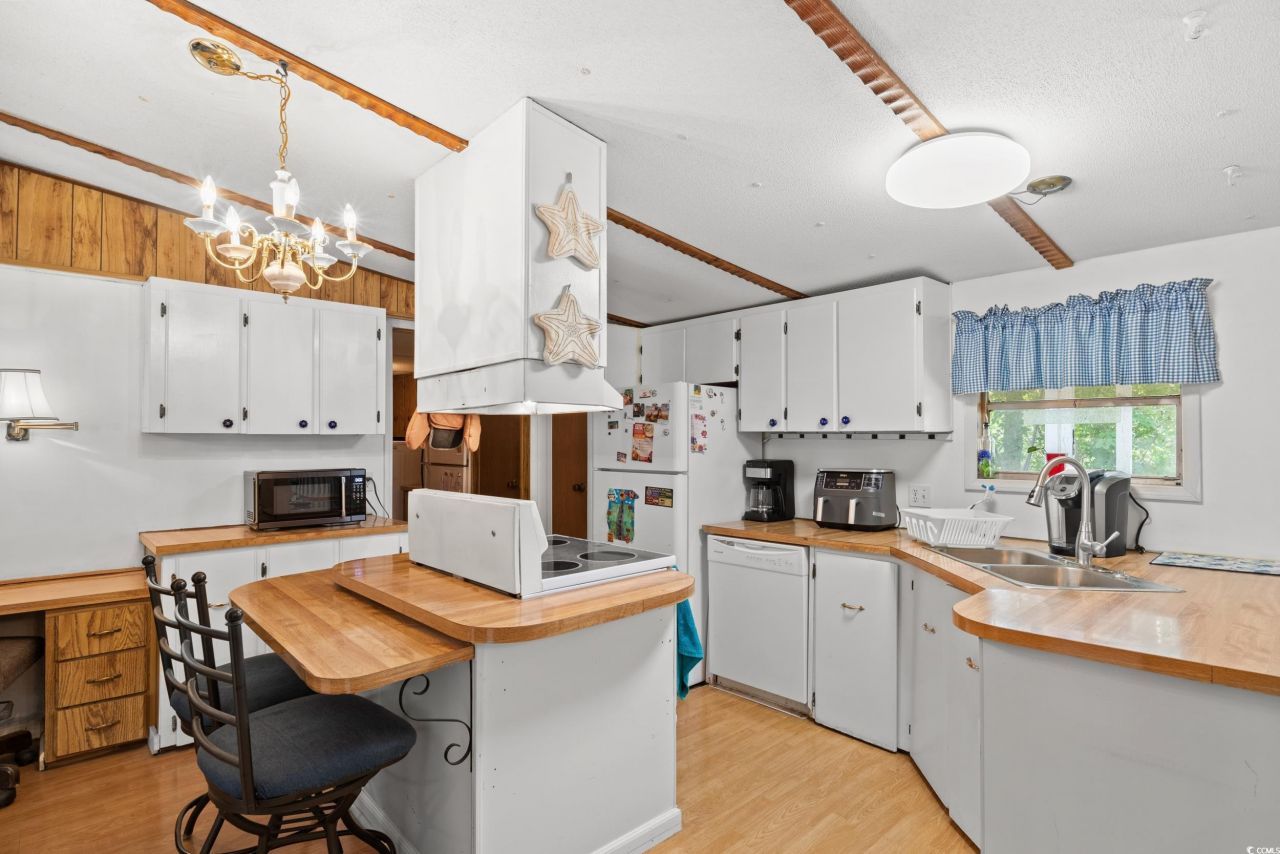 563 Plum Ct. Photo 13