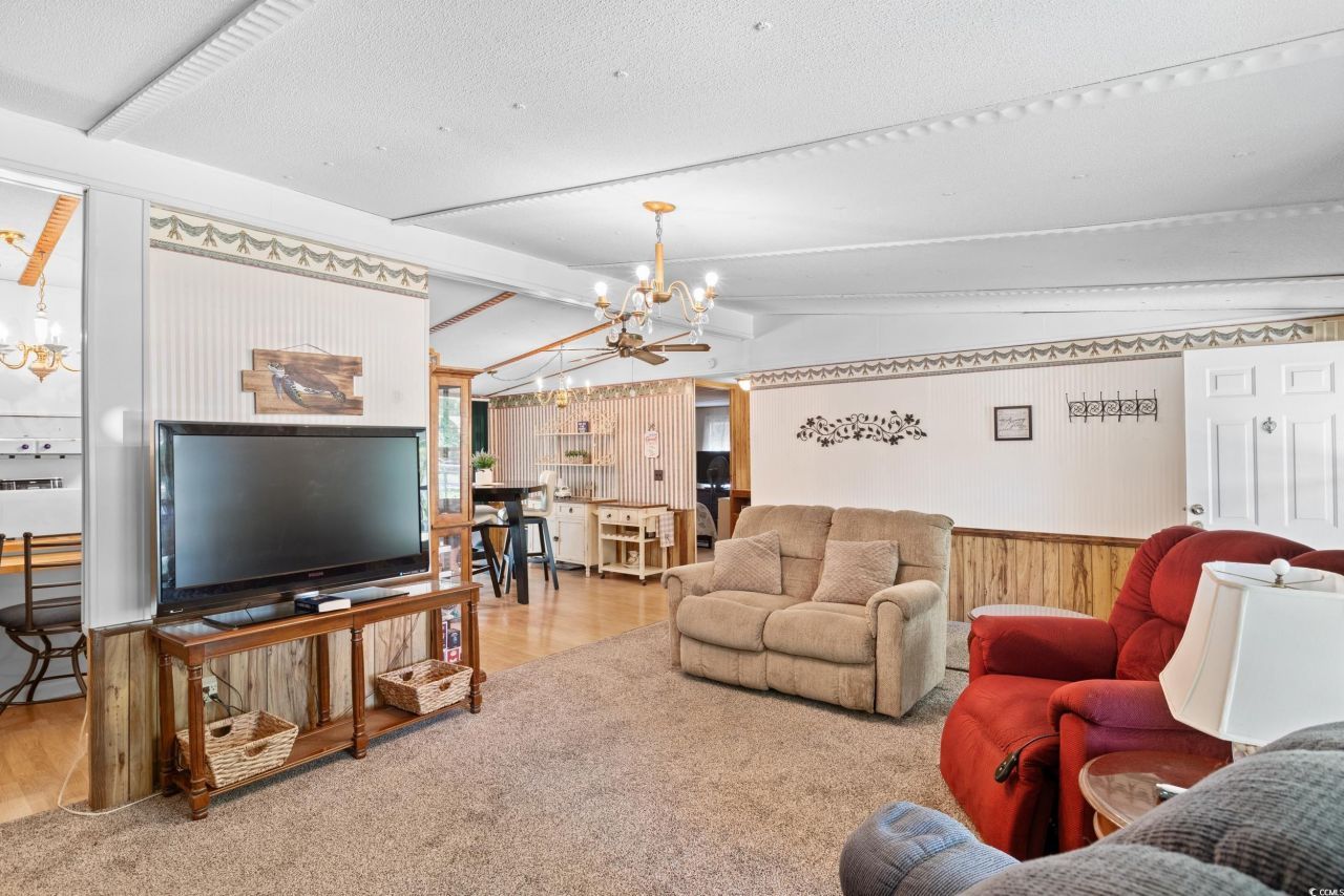 563 Plum Ct. Photo 19