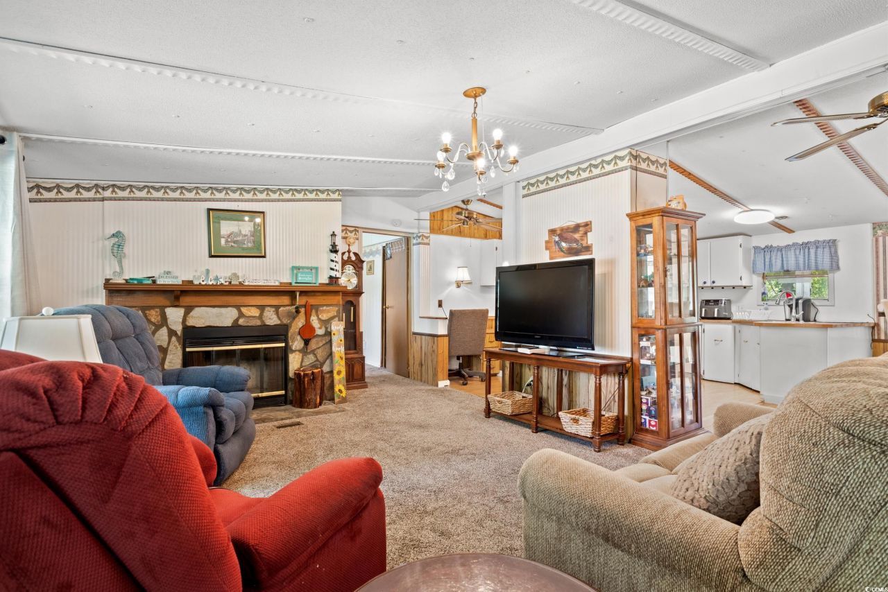 563 Plum Ct. Photo 21