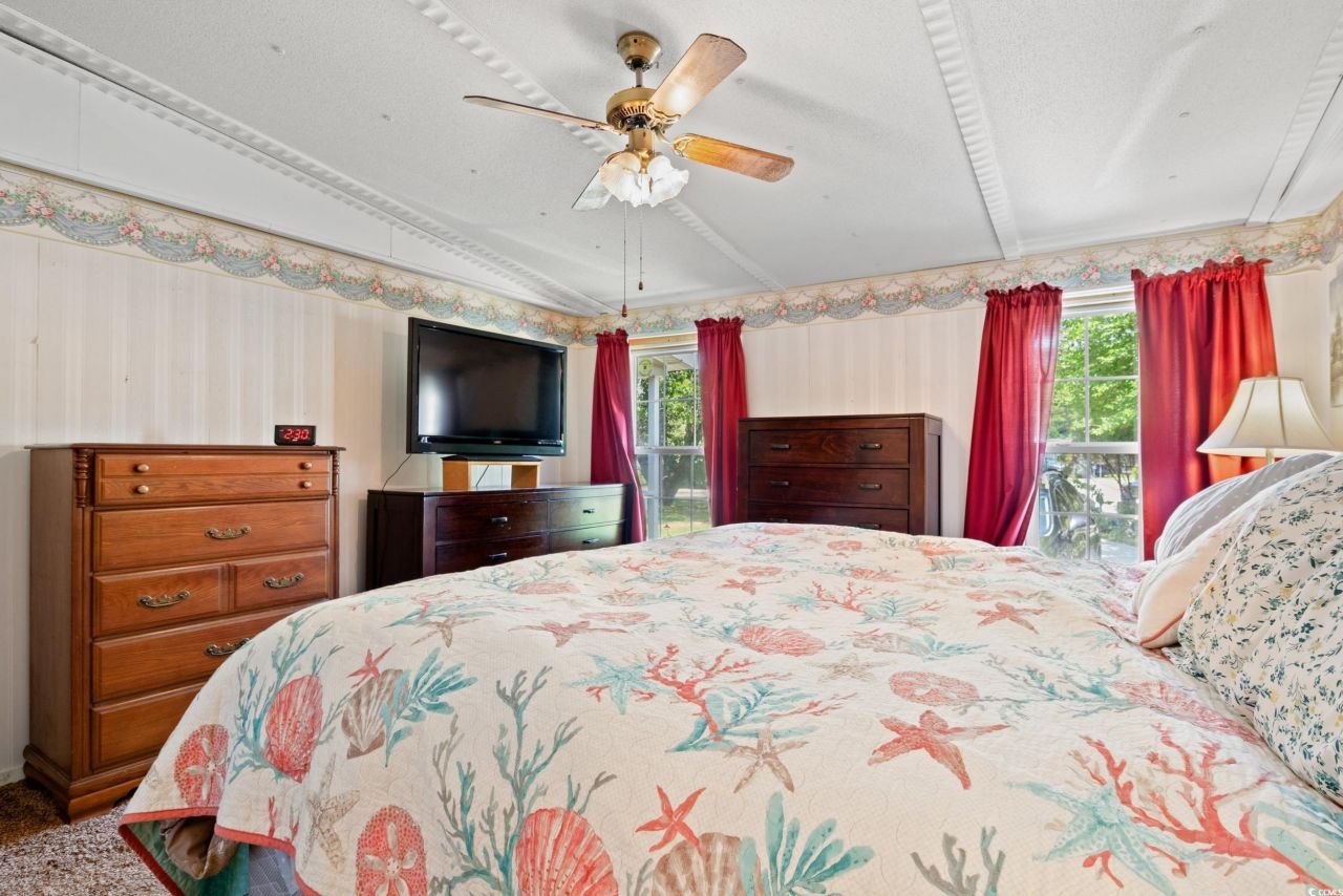 563 Plum Ct. Photo 23