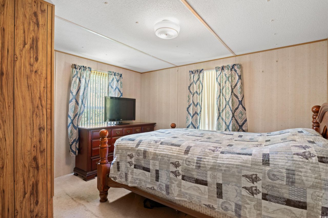 563 Plum Ct. Photo 4