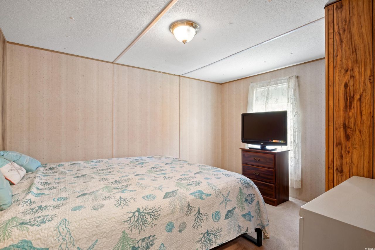 563 Plum Ct. Photo 8