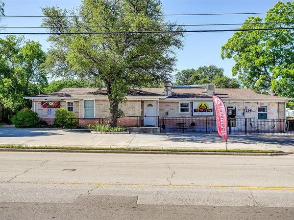 7224 Glenview Drive, Richland Hills, TX 76180