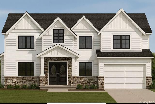 85 Roundtree Drive, Plainview, NY 11803 Main Photo