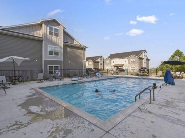 2910 &3112 Vineyards Parkway / Terrace, Unit 1 & U, Branson, MO 65616