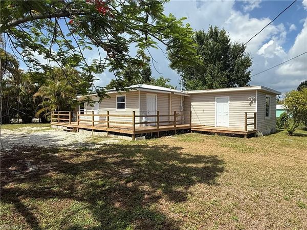 5981 Cubles DR, BOKEELIA, FL 33922