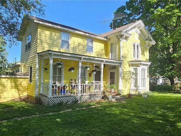 700 Broad Street, Waverly, MO 64096