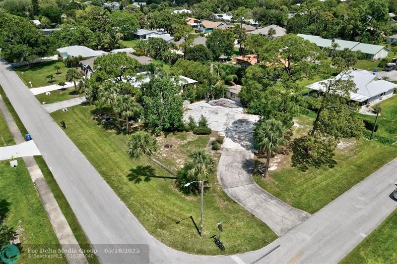 702 Lake Drive, Sebastian, FL 32958 Photo