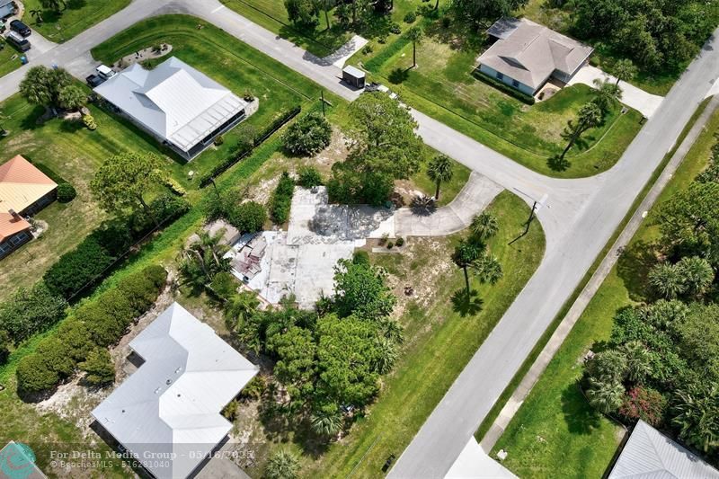 702 Lake Drive, Sebastian, FL 32958 Photo