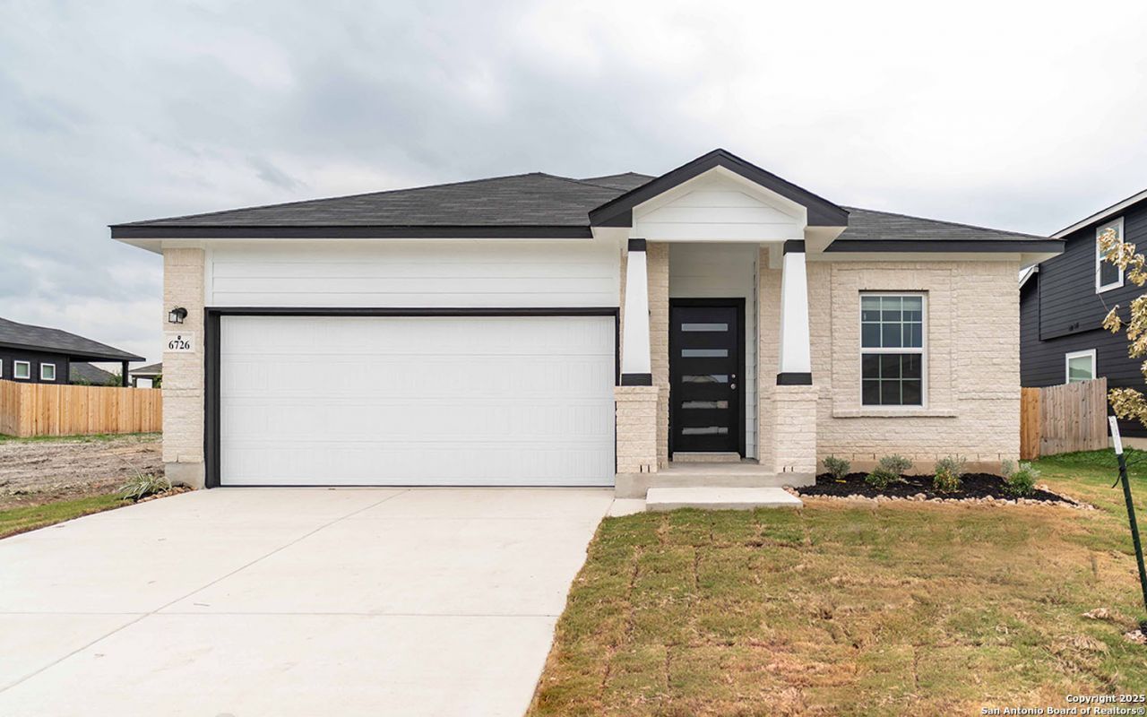 6726 Velma Path, San Antonio, TX 78253 Main Photo