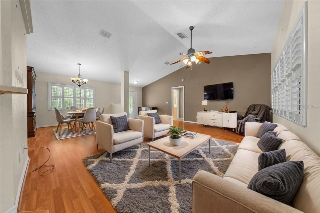 11521 SE 1st Street Road, Silver Springs, FL 34488 Photo