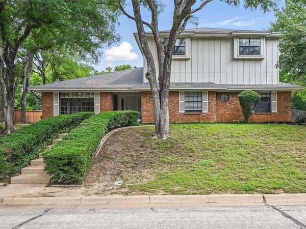 4705 Woodview Street, Arlington, TX 76013