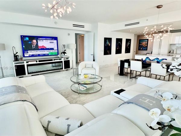 10201 Collins Ave, Unit 511, Bal Harbour, FL 33154