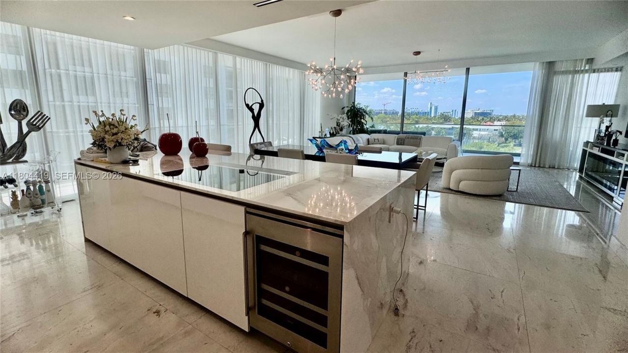 10201 Collins Ave, Unit 511, Bal Harbour, FL 33154 Photo