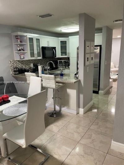 8340 NW 8th St, Unit N12, Miami, FL 33126 Photo