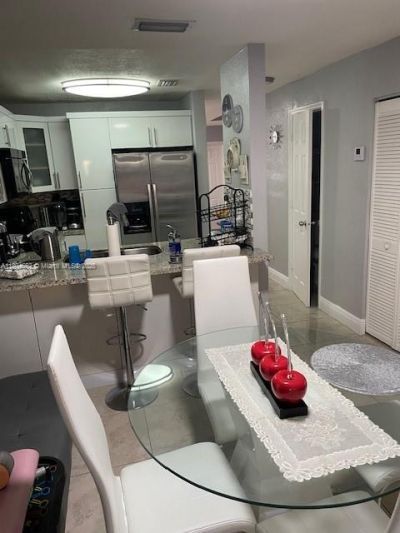 8340 NW 8th St, Unit N12, Miami, FL 33126 Photo