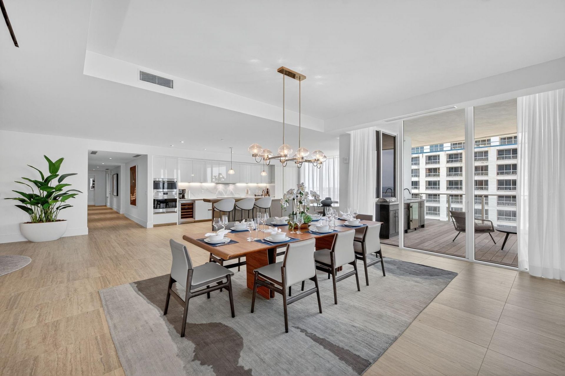 525 Fort Lauderdale Beach Boulevard, Unit 1902, Fort Lauderdale, FL 33304 Photo