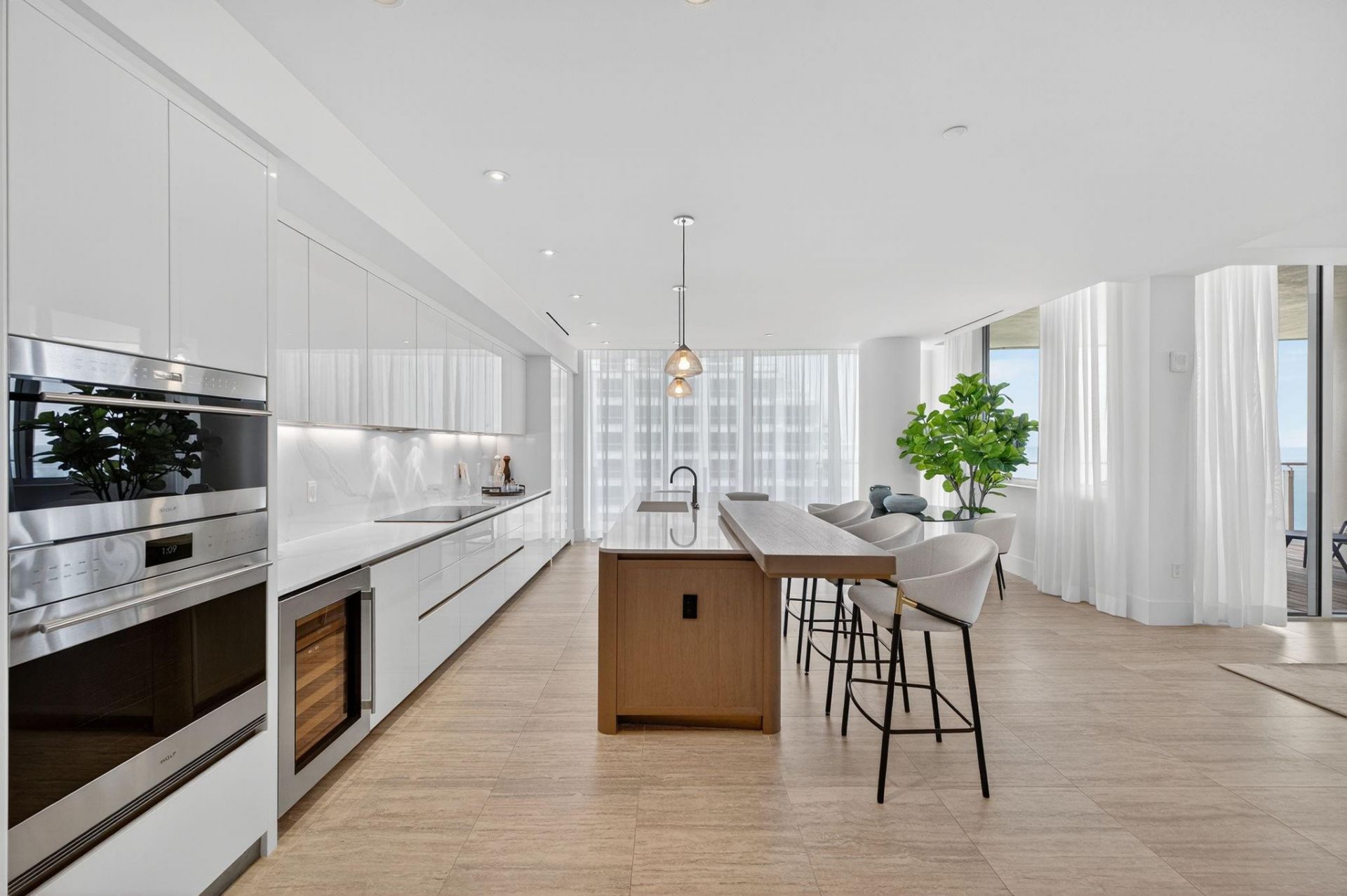 525 Fort Lauderdale Beach Boulevard, Unit 1902, Fort Lauderdale, FL 33304 Photo