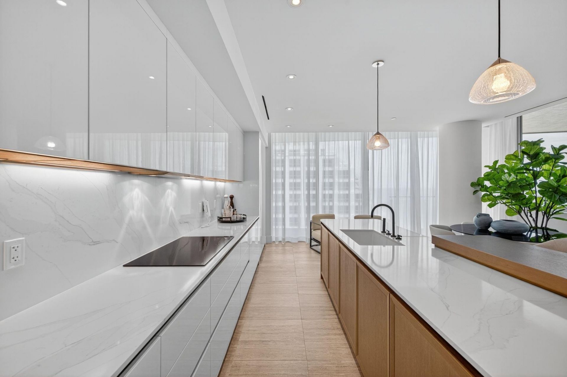 525 Fort Lauderdale Beach Boulevard, Unit 1902, Fort Lauderdale, FL 33304 Photo