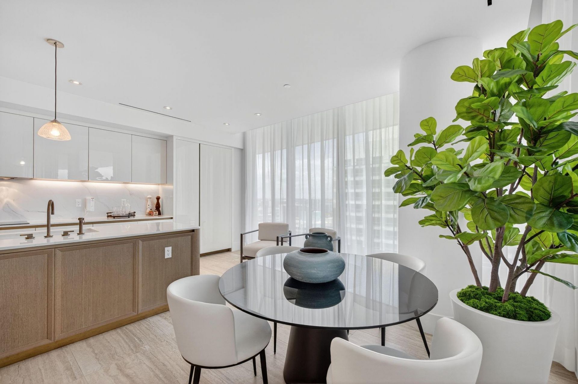 525 Fort Lauderdale Beach Boulevard, Unit 1902, Fort Lauderdale, FL 33304 Photo