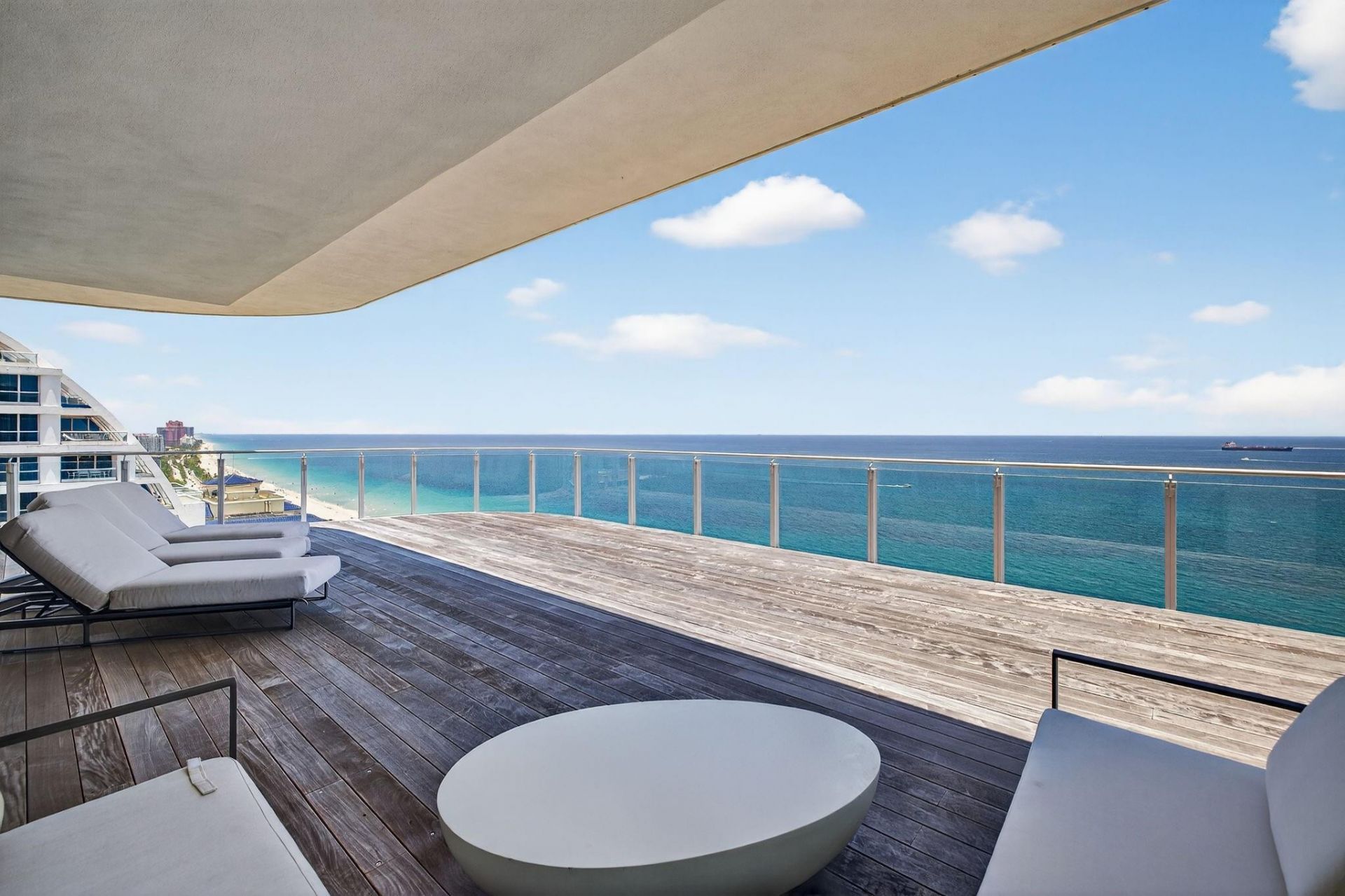 525 Fort Lauderdale Beach Boulevard, Unit 1902, Fort Lauderdale, FL 33304 Photo