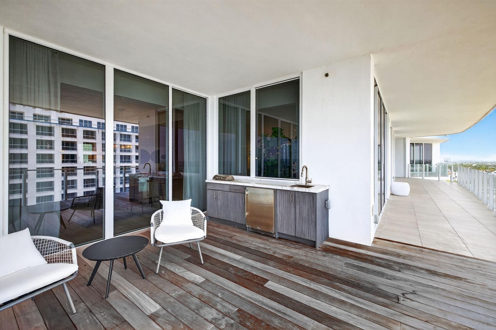 525 Fort Lauderdale Beach Boulevard, Unit 1902, Fort Lauderdale, FL 33304 Photo