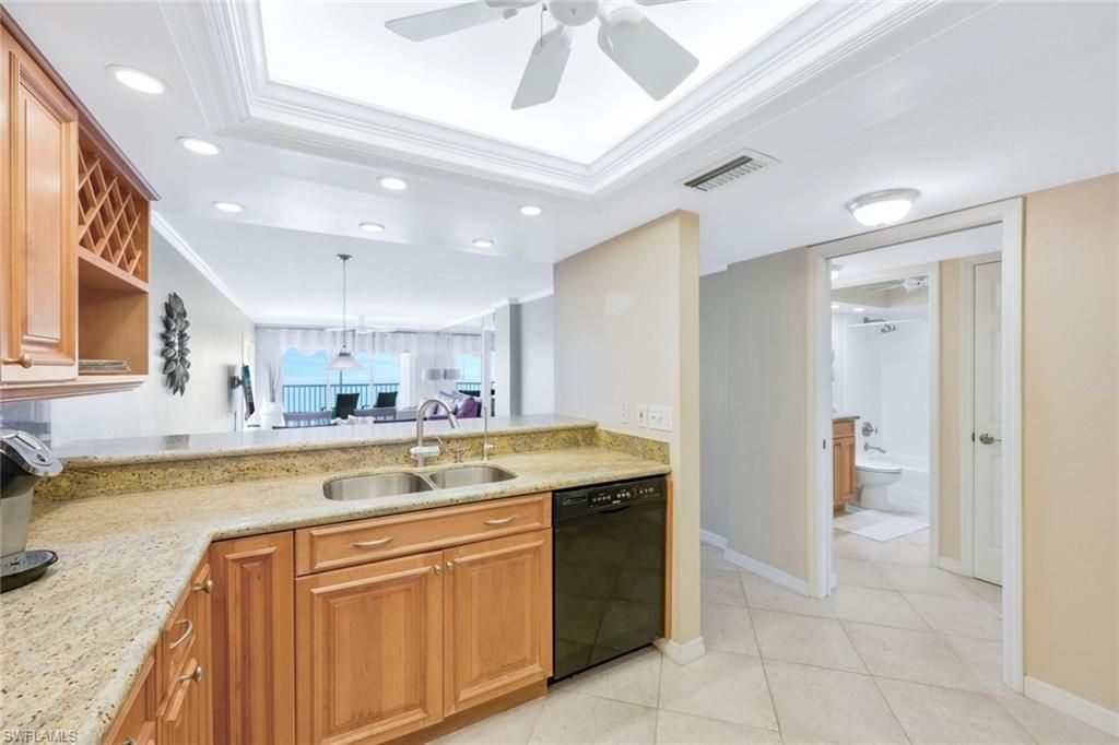 26000 Hickory Blvd, Unit 606, Bonita Springs, FL 34134 Photo